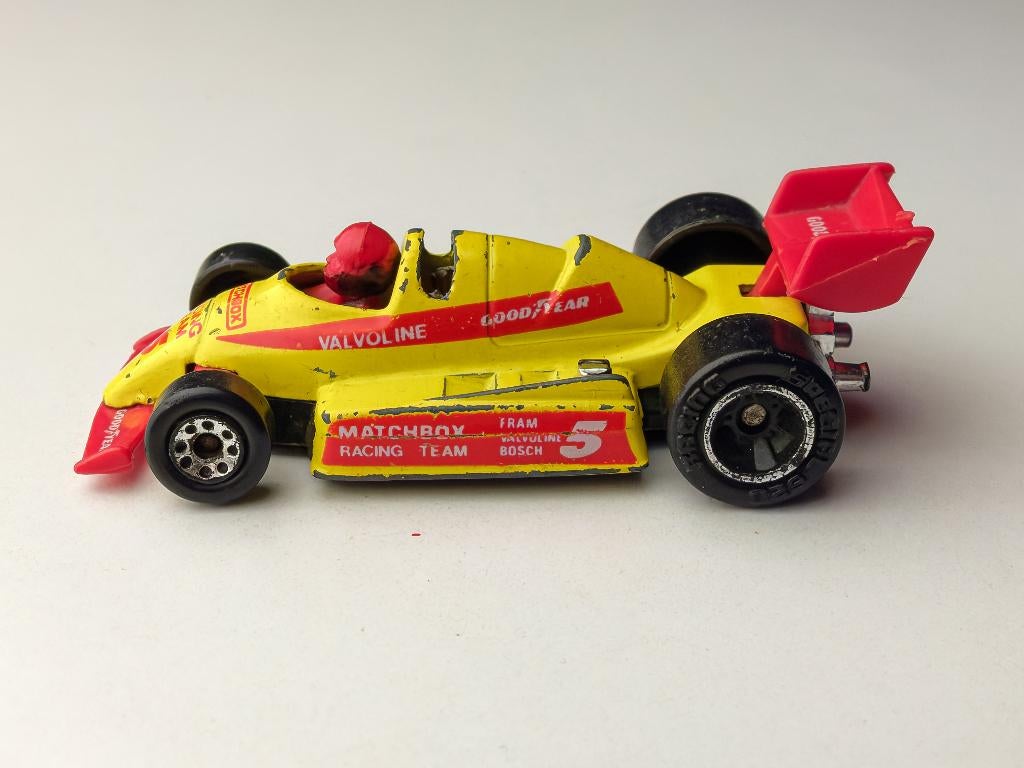 Matchbox F1 Racer 1:55 | 1984 Macau, Hobby en Vrije tijd, Ophalen of Verzenden, Gebruikt, Auto