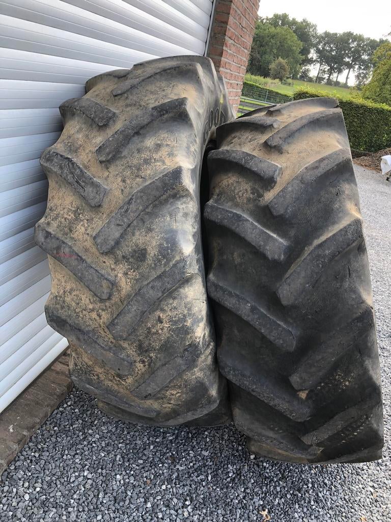 Tractor banden, Zakelijke goederen, Landbouw | Onderdelen | Banden, Velgen en Assen, Ophalen