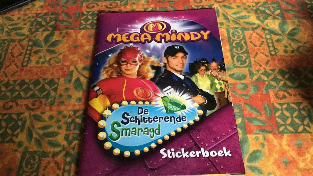 Mega Mindy sticker boek(t), Ophalen of Verzenden, Zo goed als nieuw, Plaatjesalbum