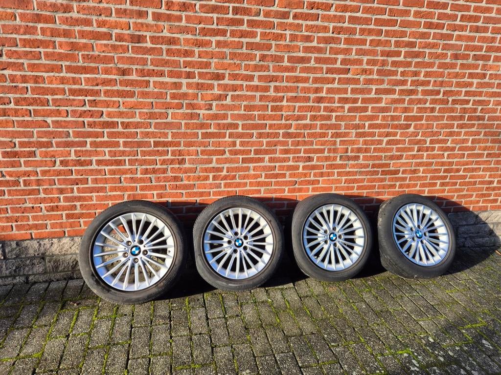 4 originele BMW 318 velgen met runflat pirelli R17 225/50, Auto-onderdelen, Banden en Velgen, Ophalen, Gebruikt, 17 inch, Band(en)