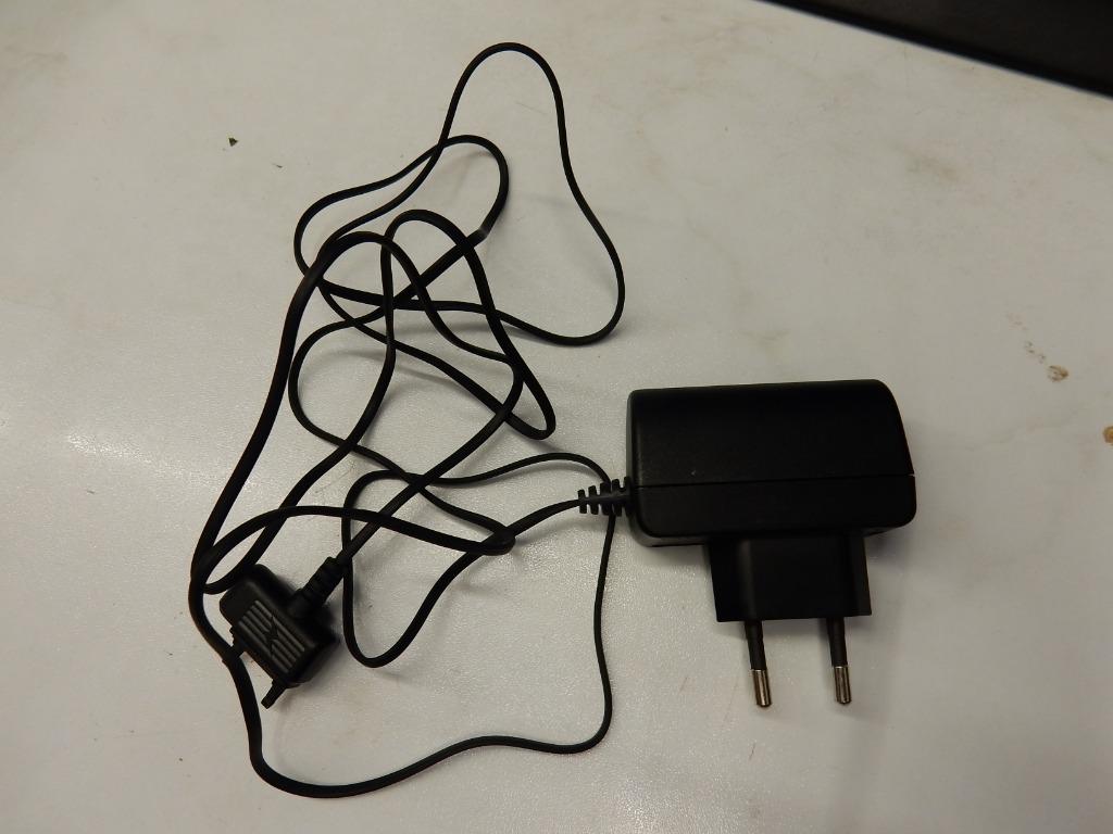 jw0024: lader sony ericsson CST15 lader, Enlèvement ou Envoi, Utilisé, Sony Ericsson