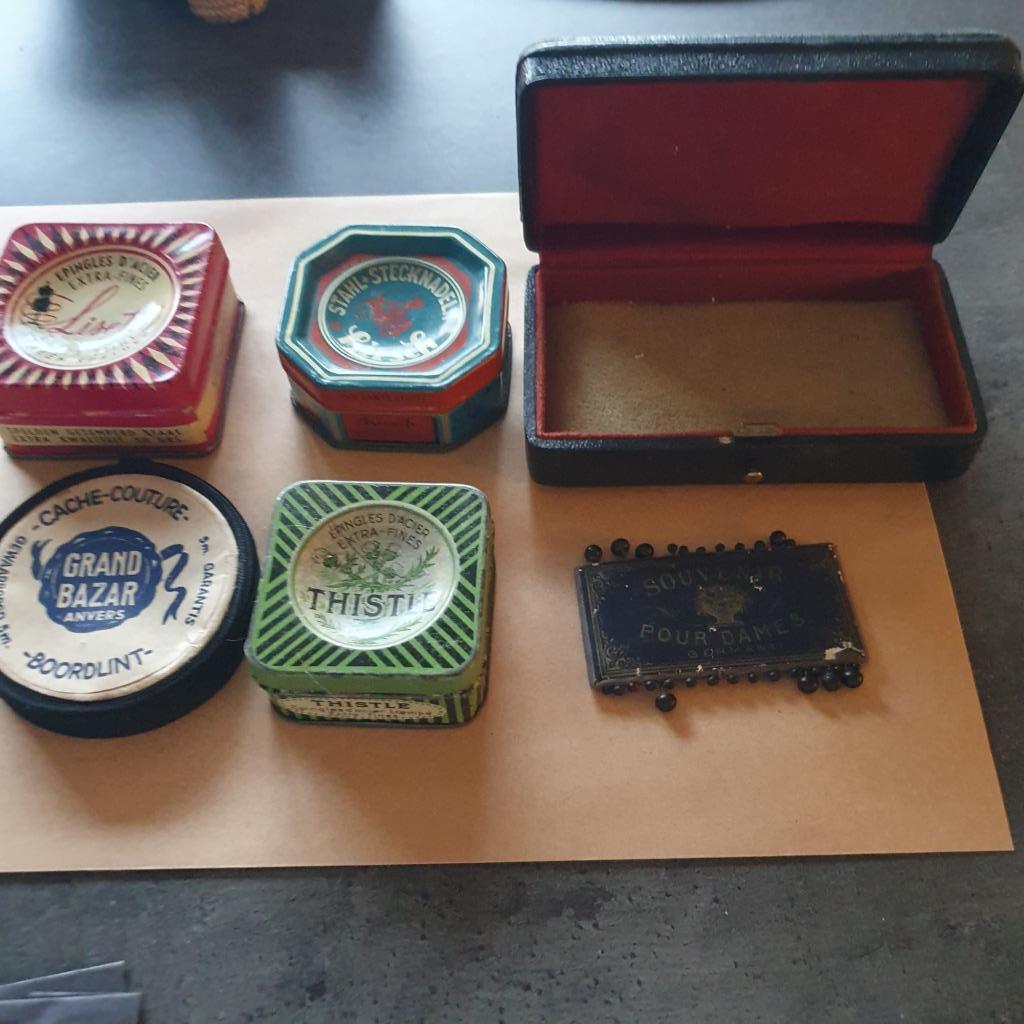 Grote set vintage naaibenodigdheden  1920-1960, Ophalen, Gebruikt, Garen of Naald(en)