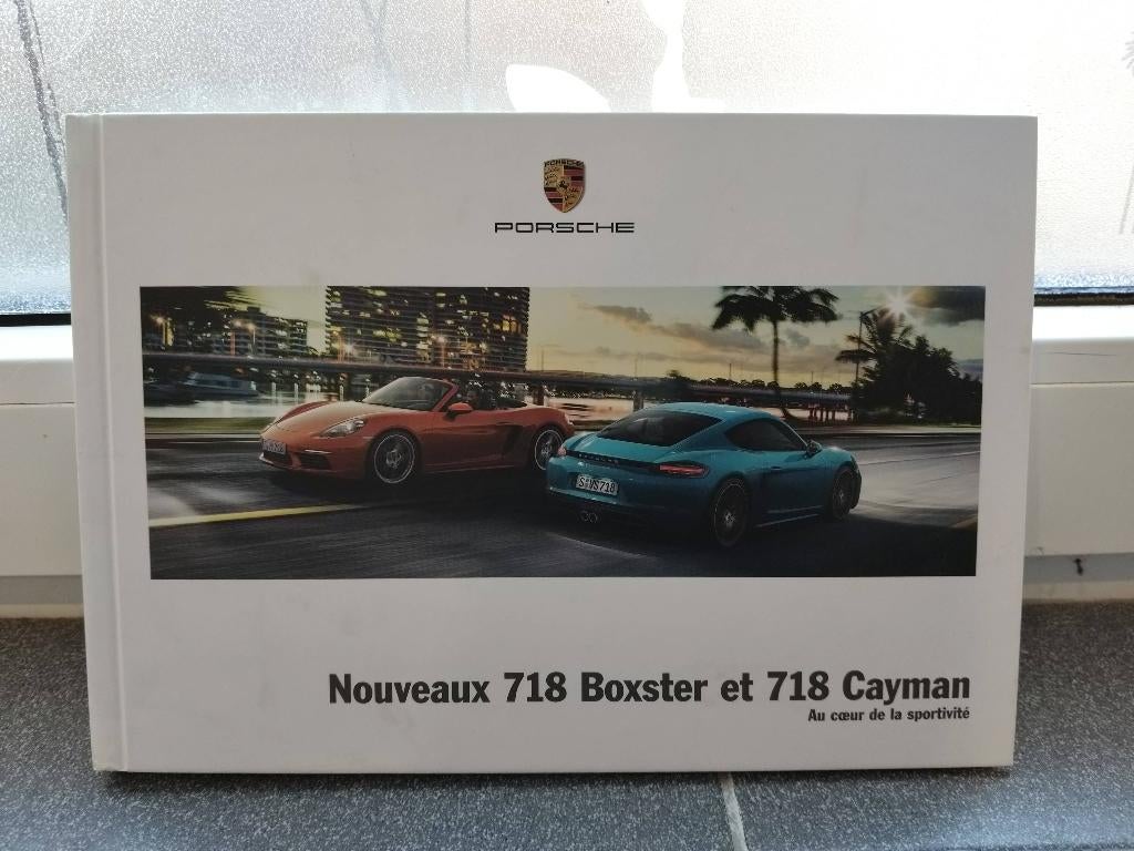 Livre brochure catalogue Porsche Boxster Cayman 718, Enlèvement ou Envoi, Utilisé, Porsche