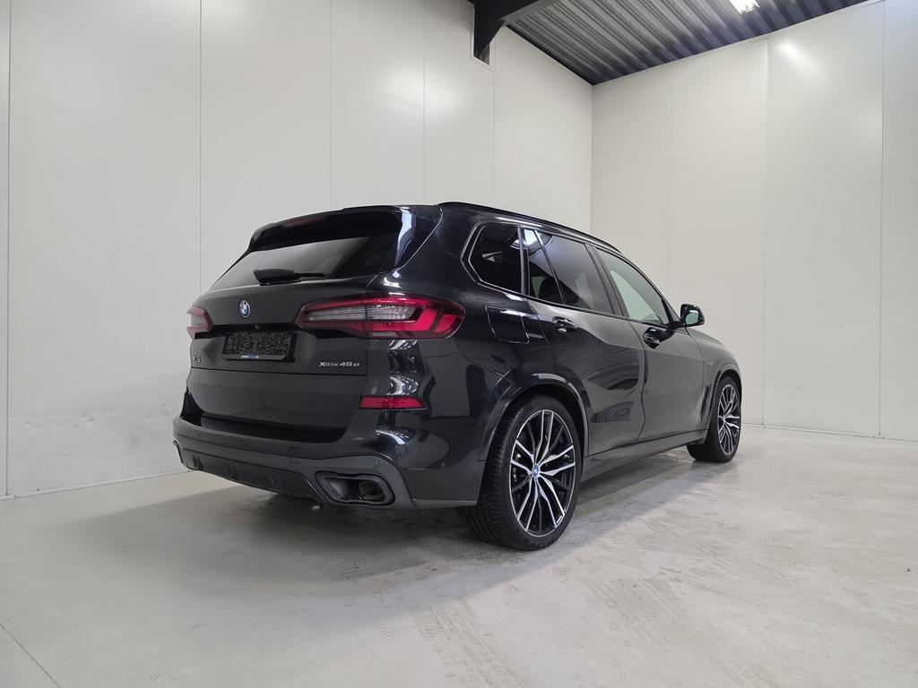BMW X5 xDrive 45e - Pano - Luchtvering - Goede Staat!, 4 deurs, 0 min, 0 kg, Zwart