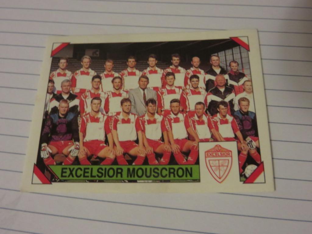 Voetbal: Sticker football 95 : Ploegenfoto Exc. Mouscron, Enlèvement ou Envoi, Neuf, Autocollant