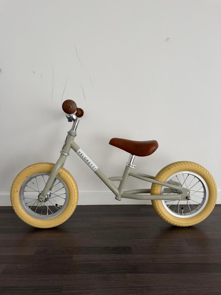 Veloretti loopfiets / kinderfiets – 12 inch–zeer goede staat, Fietsen en Brommers, Fietsen | Kinderfietsjes, Zo goed als nieuw