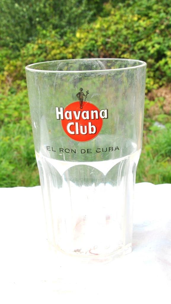 très grand verre en plastique rigide havana club, Collections, Marques & Objets publicitaires, Enlèvement ou Envoi, Utilisé, Autres types