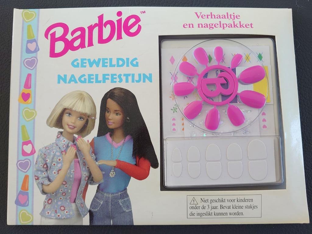 Barbie : Verhaaltje & nagelpakket, +5jr, Ophalen of Verzenden, Zo goed als nieuw, Barbie