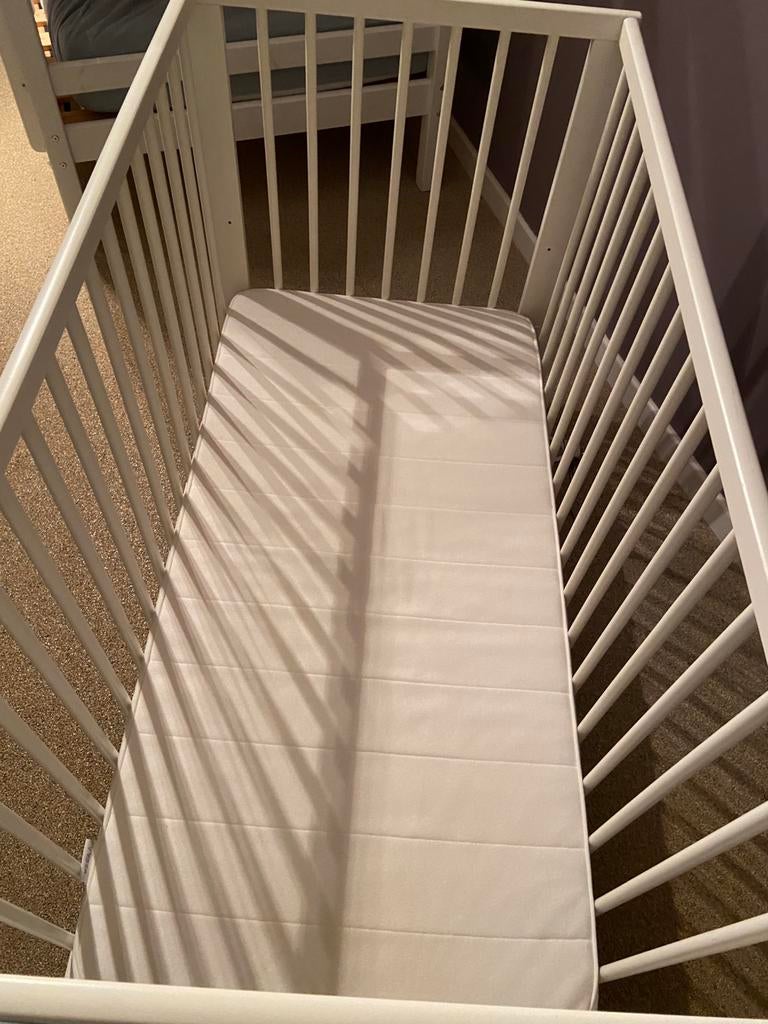 Babybedje Ikea Gulliver, Kinderen en Baby's, Babywiegjes en Ledikanten, Ophalen, Zo goed als nieuw