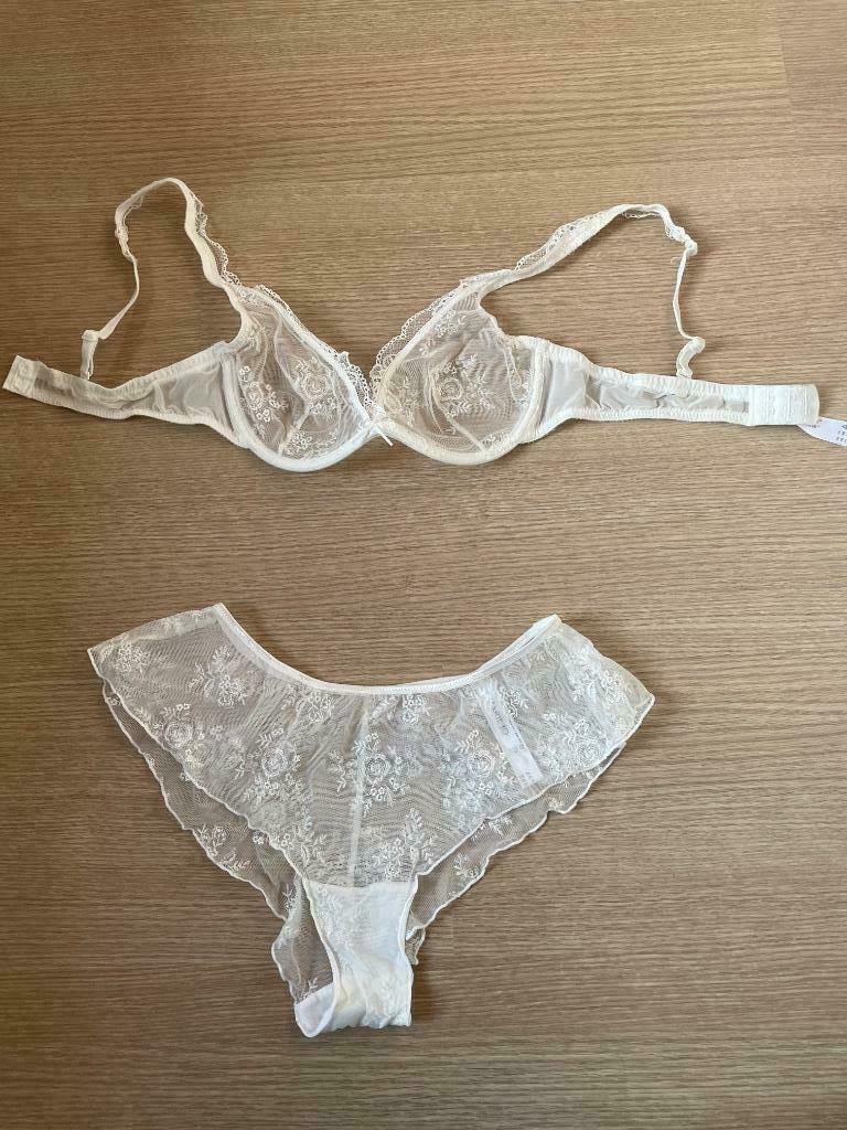 Marie Jo, 75 A, slipje S of 38, Marie Jo, Enlèvement ou Envoi, Blanc, Ensemble