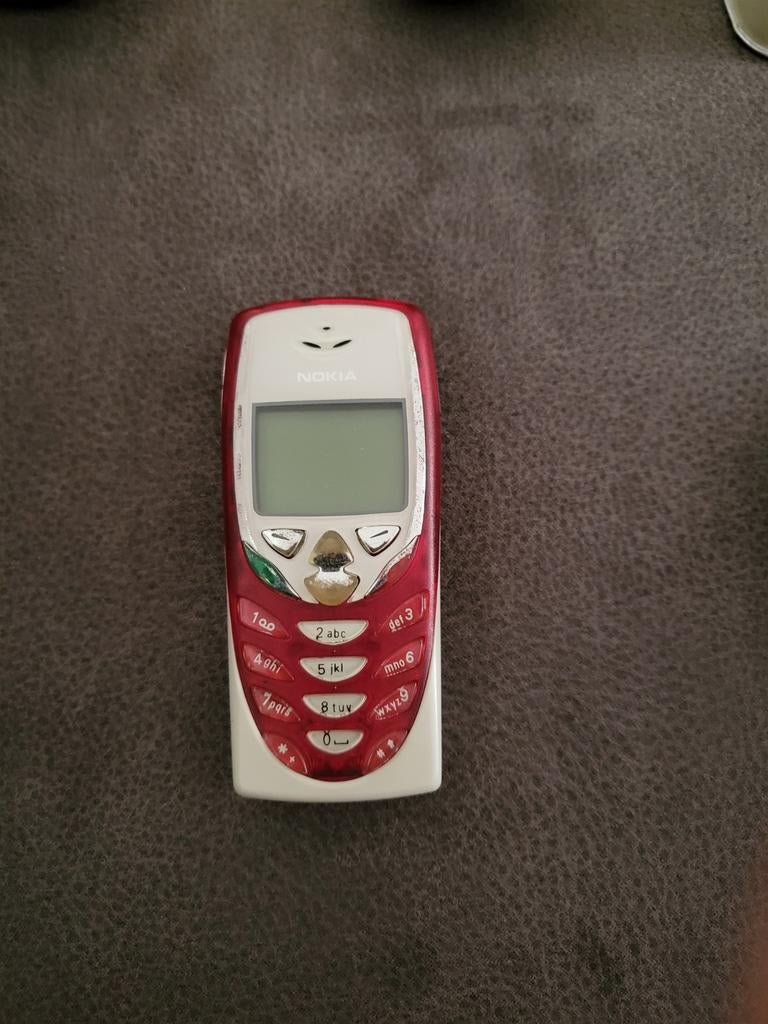 Nokia 8310, Enlèvement, Comme neuf