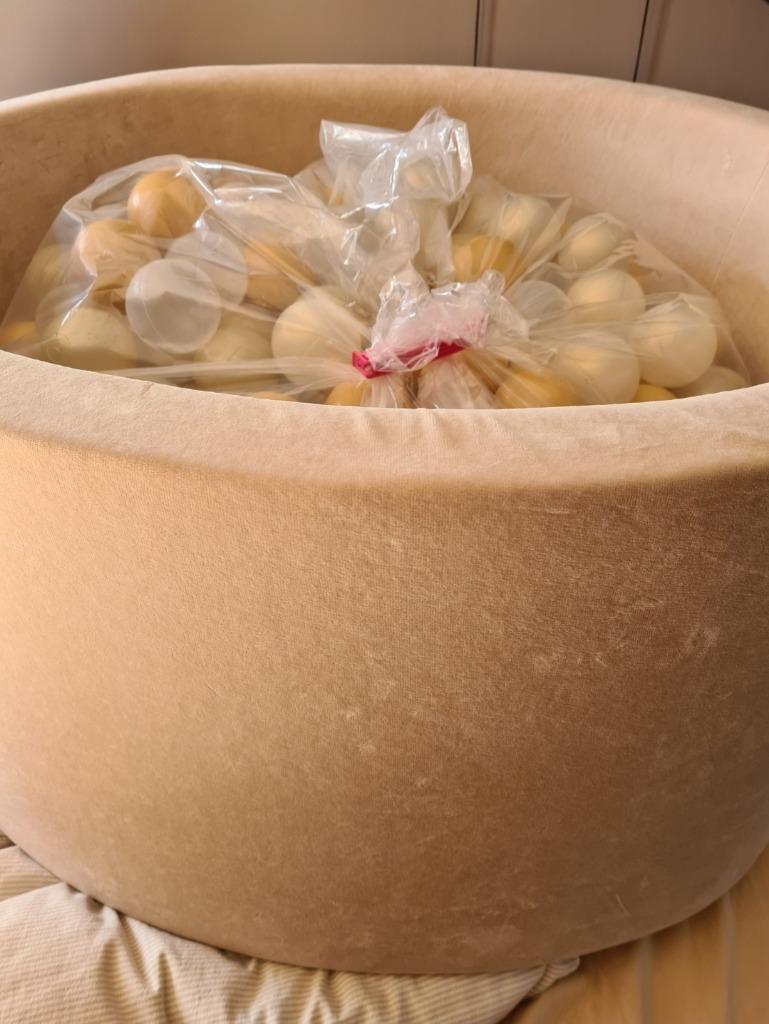 Piscine à balles beige 300 balles, Kinderen en Baby's, Speelgoed | Buiten | Los speelgoed, Zo goed als nieuw, Ophalen