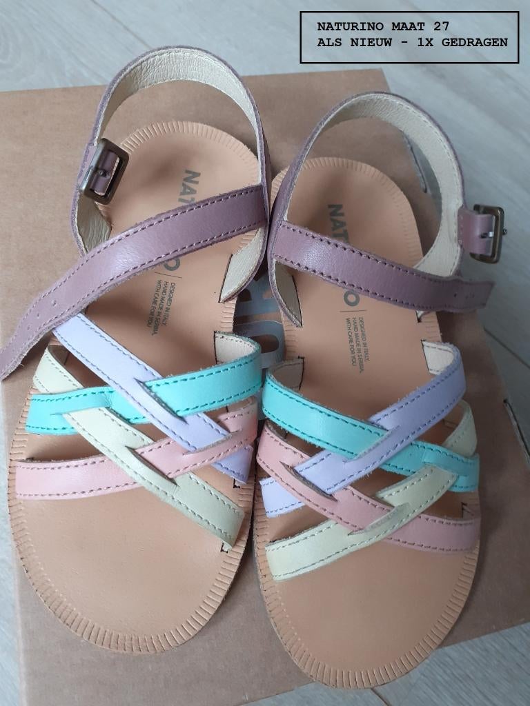 Sandalen Naturino maat 27 - pastelkleuren (zgan), Enlèvement ou Envoi, Comme neuf, Chaussures, Naturino