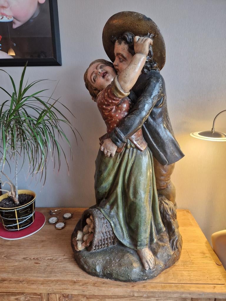 Groot antiek kalken beeld meisje en jongen, Ophalen