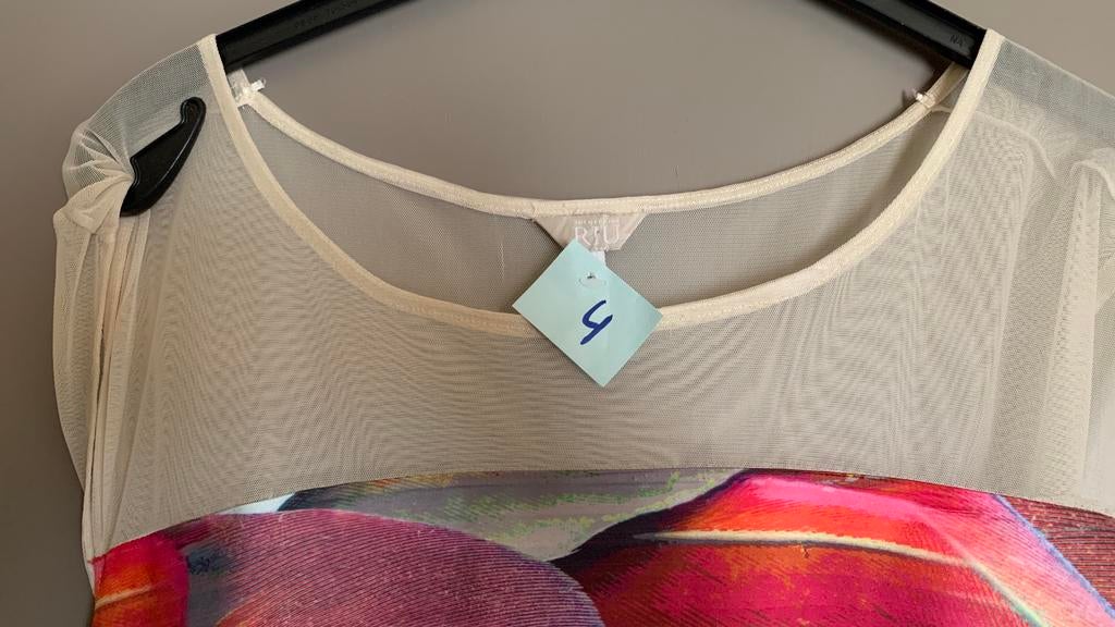 Dames blouse maat 42/44, Zo goed als nieuw, Maat 42/44 (L), Wit, Zonder mouw