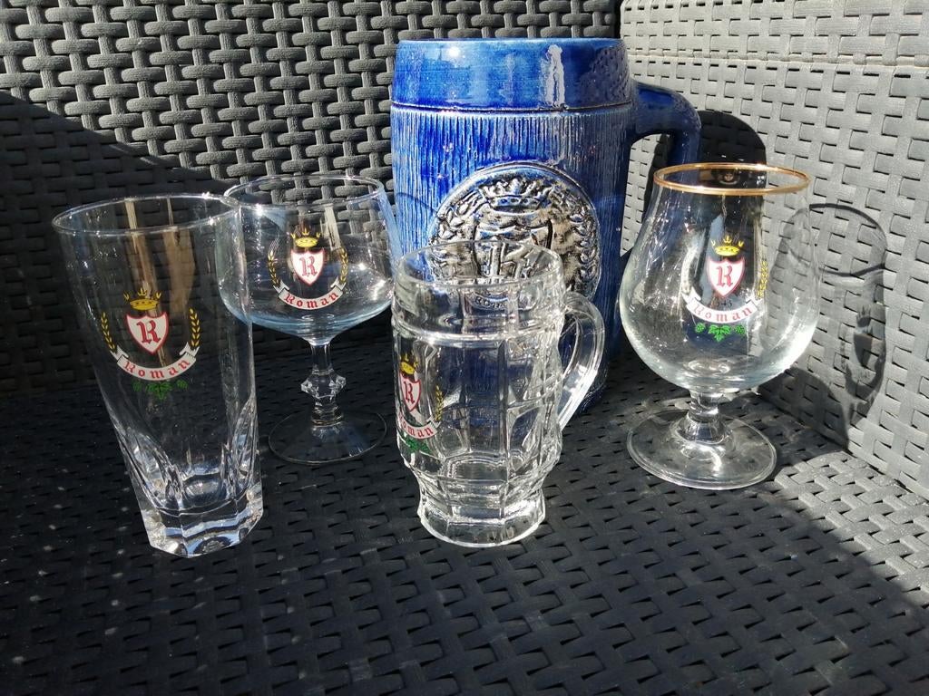 Verzameling 5 diverse ROMAN bierglazen (ophalen Herzele), Ophalen, Zo goed als nieuw, Glas of Glazen, Overige merken