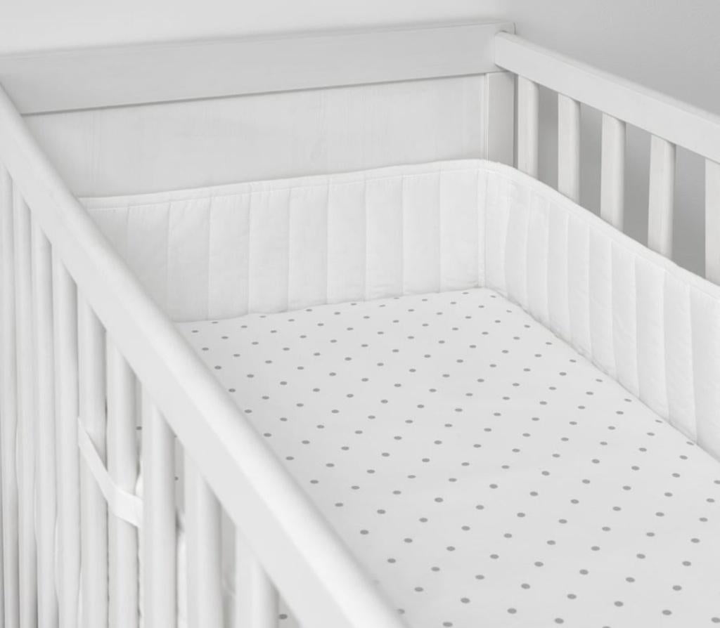 Ikea bedbeschermer rand, Kinderen en Baby's, Ophalen, Nieuw, Wit, Jongetje of Meisje