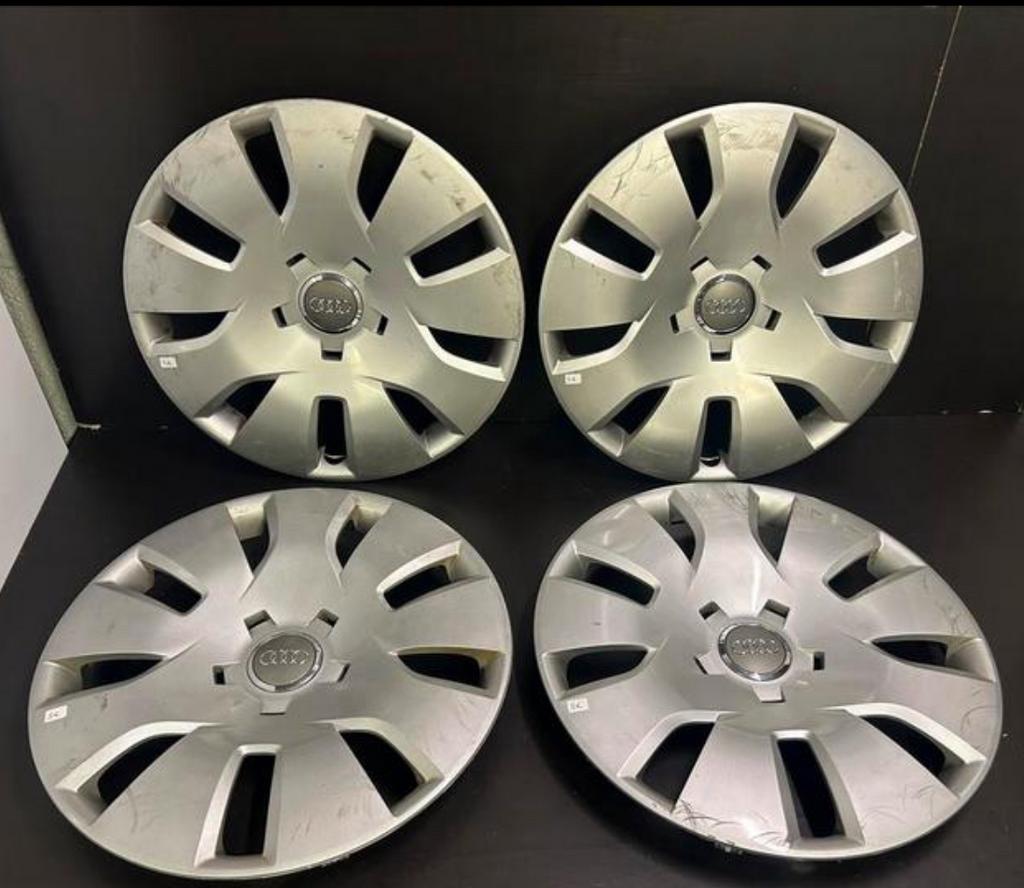4 enjoliveurs Audi A2,A3,A4,A5,A6 Q2 16", Enlèvement ou Envoi, Utilisé