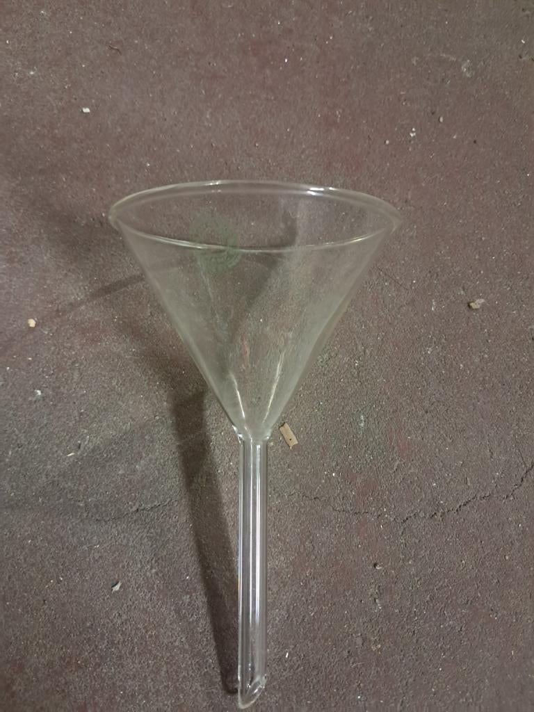 Entonnoir en verre, Ophalen, Glas