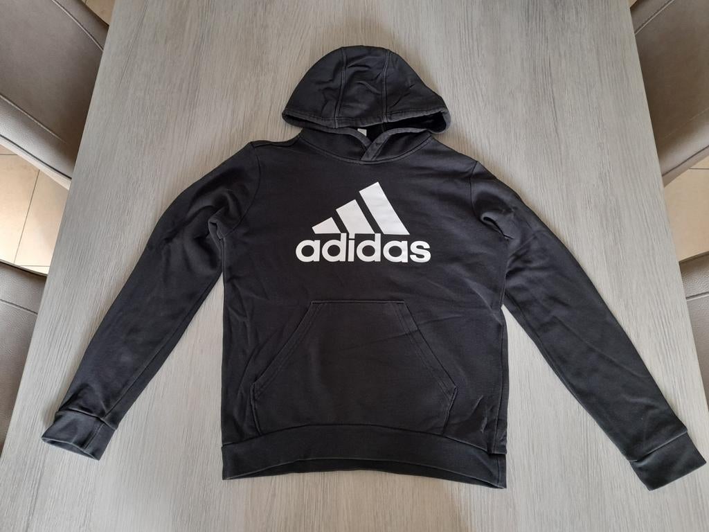 Zwarte hoedie Adidas 152, Kinderen en Baby's, Kinderkleding | Maat 152, Adidas, Jongen of Meisje, Trui of Vest, Ophalen of Verzenden
