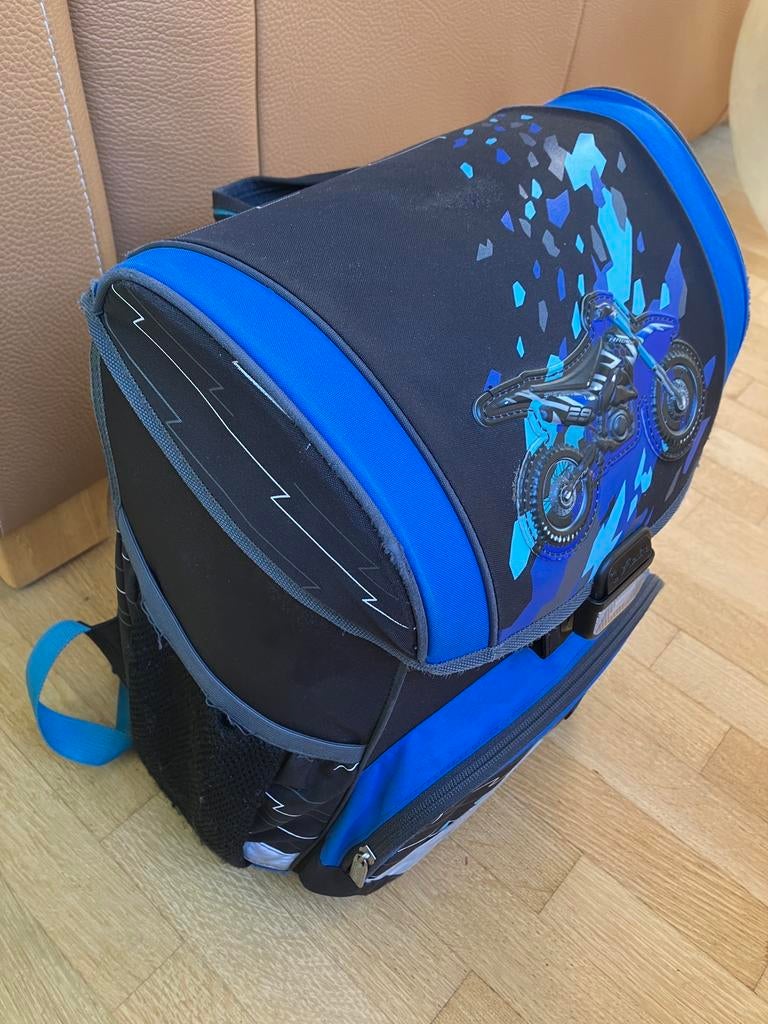 Cartable HERLITZ, en très bon état, 40 à 50 cm, Enlèvement ou Envoi, 30 à 40 cm, Comme neuf