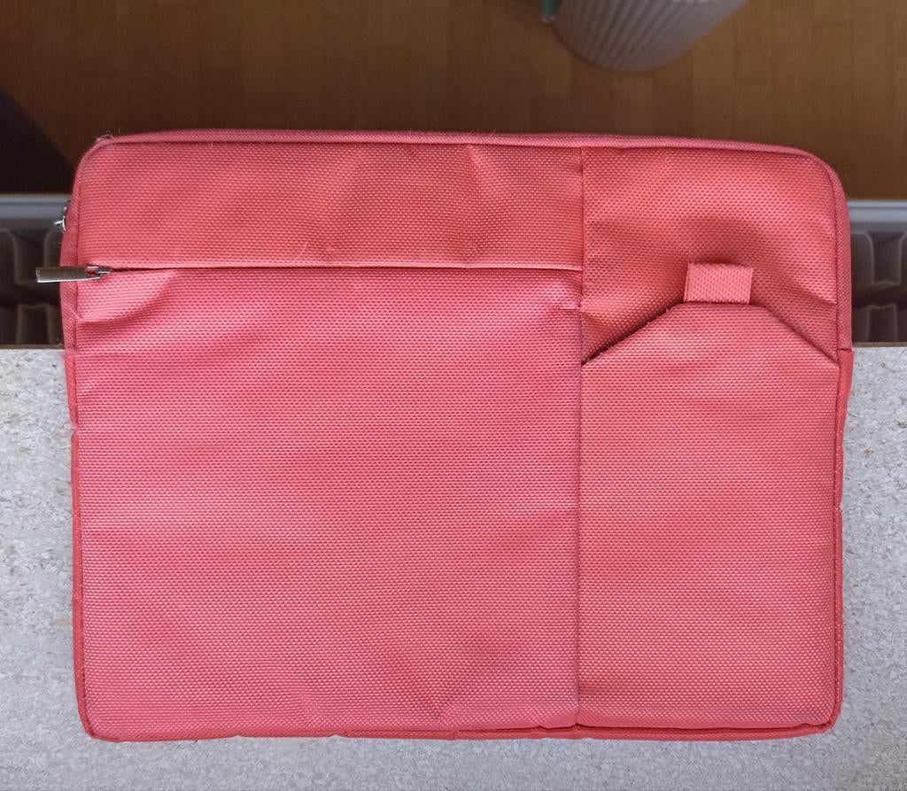 Housse pour iPad, avec plusieurs poches, Informatique & Logiciels, Housses pour tablettes, IPad 5eme, 6eme gen, Enlèvement ou Envoi