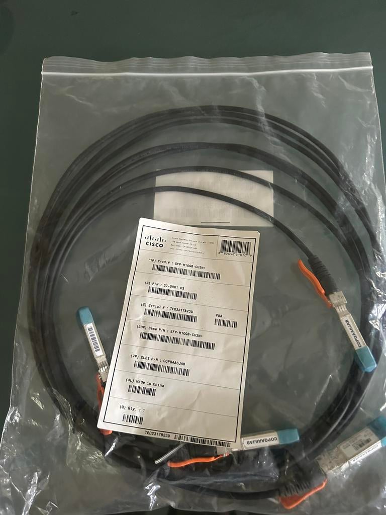Câble SFP+ Cisco 10GBASE-CU 3 mètres (2 x), Enlèvement ou Envoi, Comme neuf