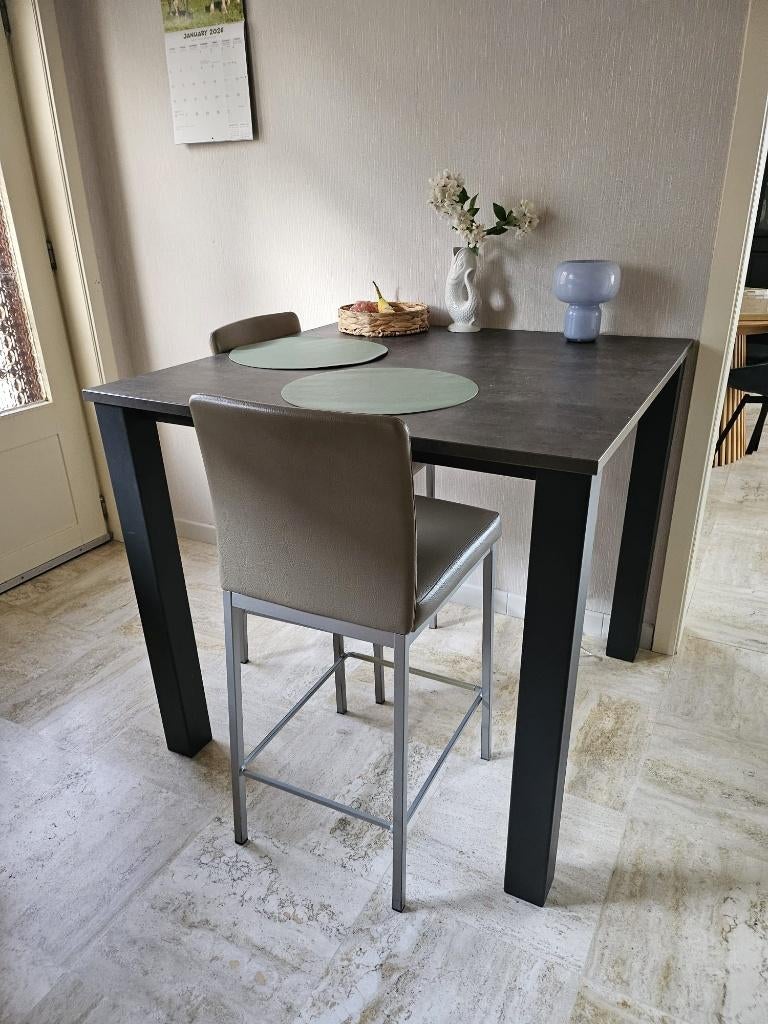 Hoge tafel 100cmx100cmx90cm, Huis en Inrichting, Ophalen, Gebruikt, Vierkant, 100 tot 150 cm