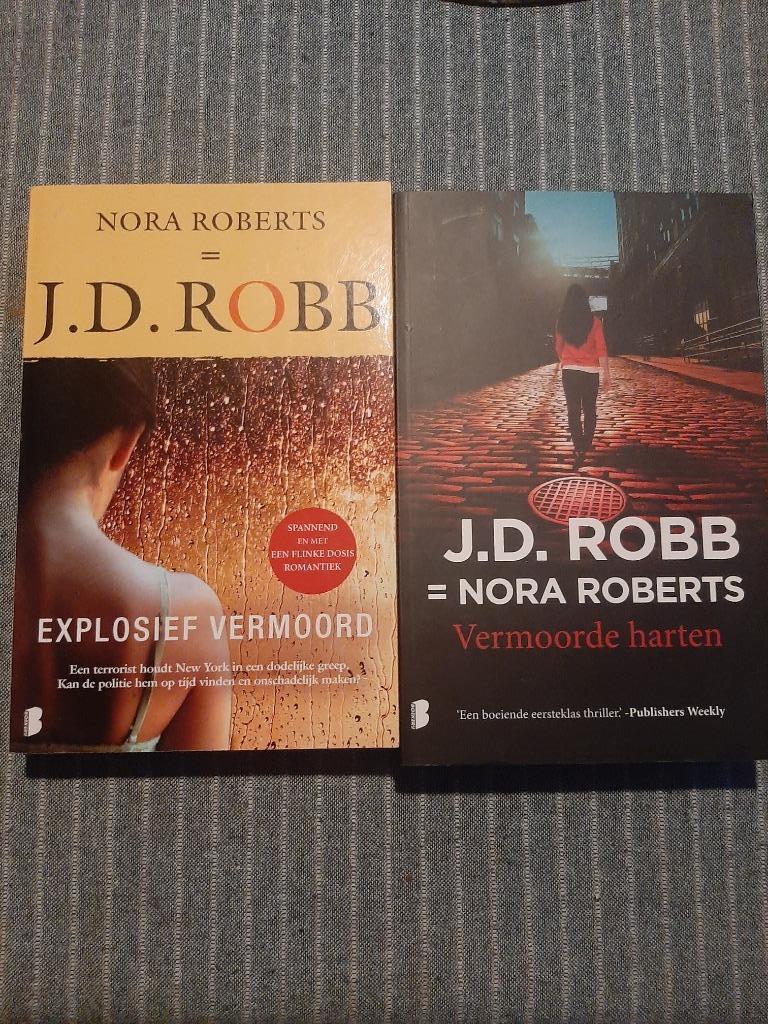 2 x J.D. ROBB (Nora Roberts), Ophalen, Zo goed als nieuw, Nora Roberts