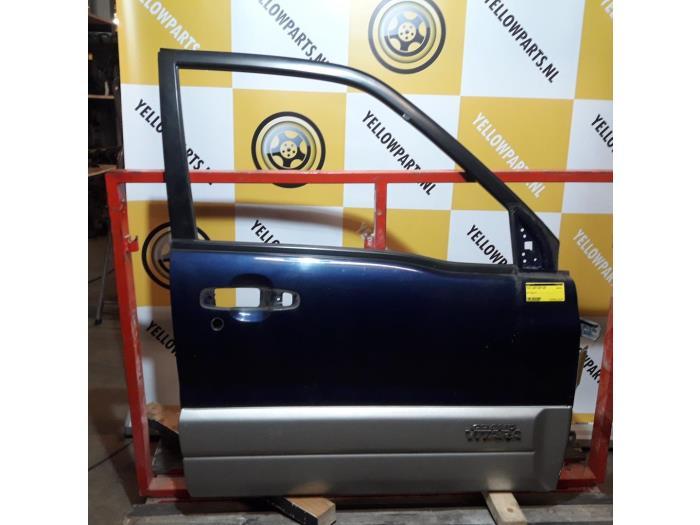 Portière 4portes avant droite d'un Suzuki Grand Vitara (Z2U, Enlèvement ou Envoi, 3 mois de garantie, Utilisé, Porte