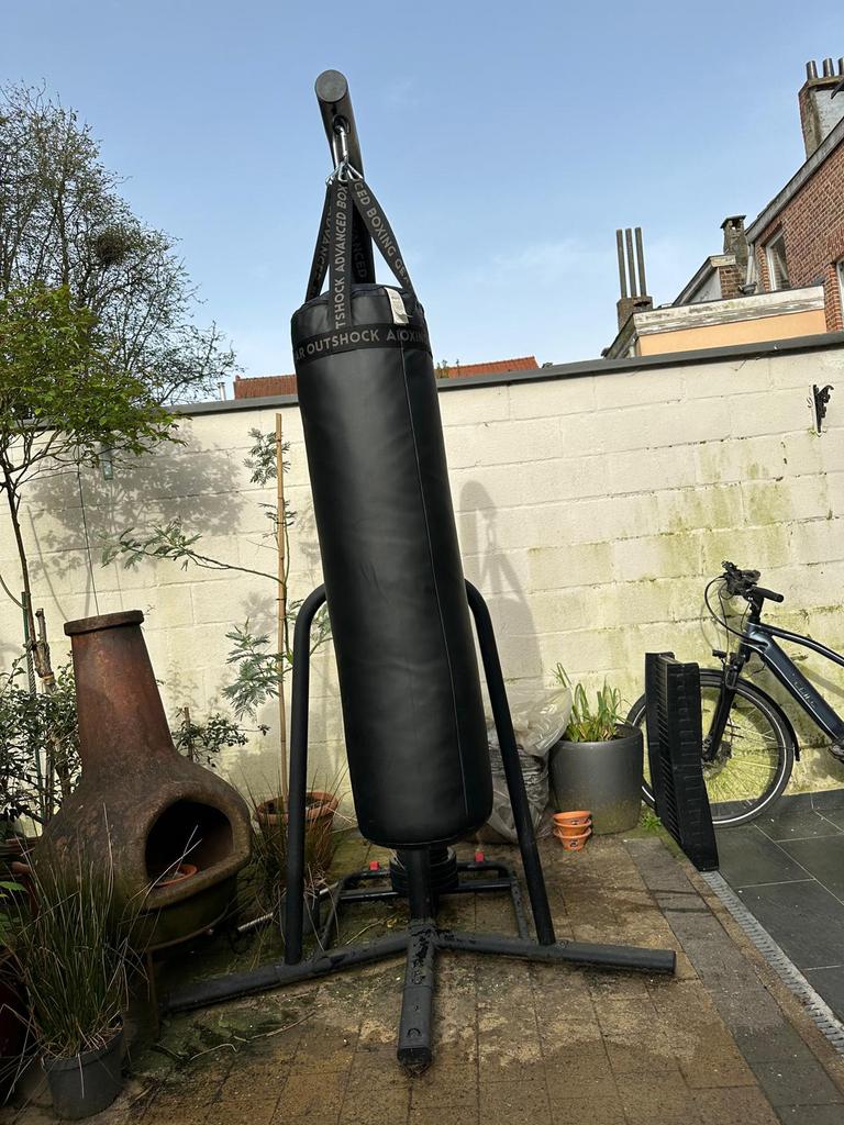 Lot Support + Sac de frappe Décathlon — 160€, Enlèvement, Utilisé, Sac de boxe