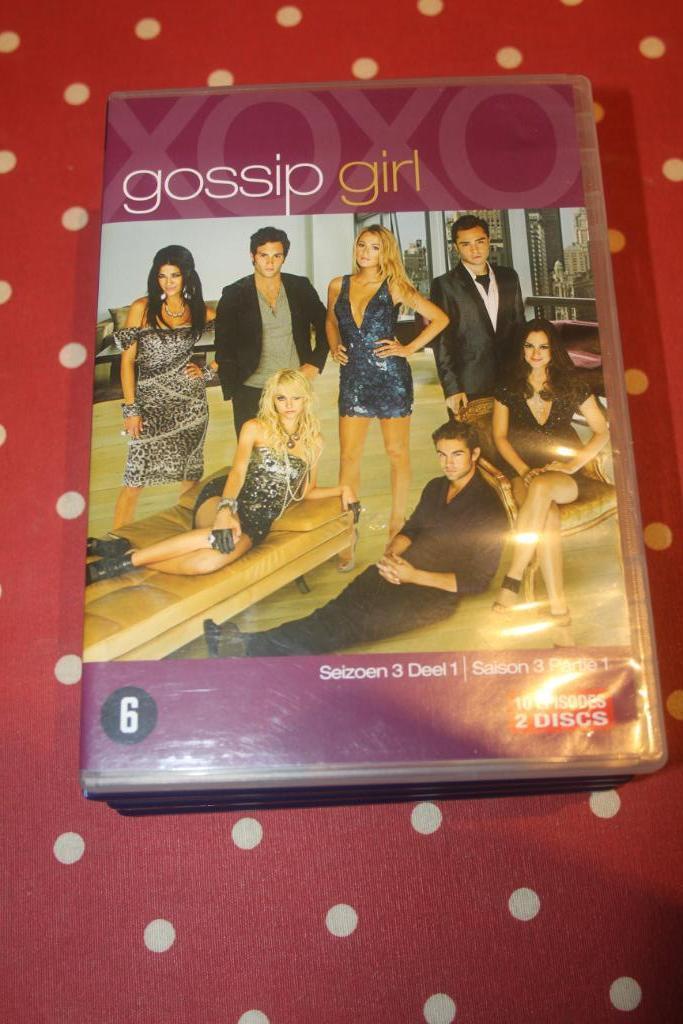 Gossip girl    seizoen   2-3 + 4  deel 1 en 2-en 5, Vanaf 12 jaar, Ophalen of Verzenden, Zo goed als nieuw, Drama