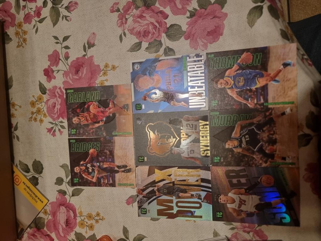 nba official trading cards 2023-2024, Ophalen of Verzenden, Zo goed als nieuw, Meerdere kaarten, Foil