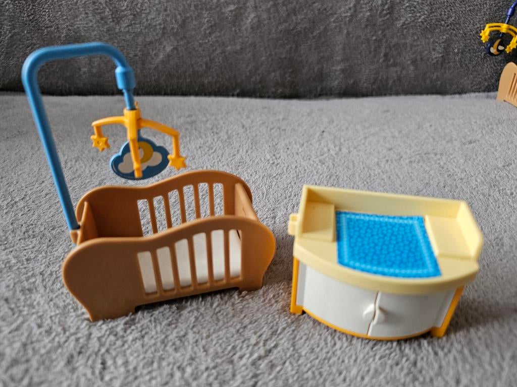 Playmobil  - lit et table à langer bébé, Ophalen of Verzenden