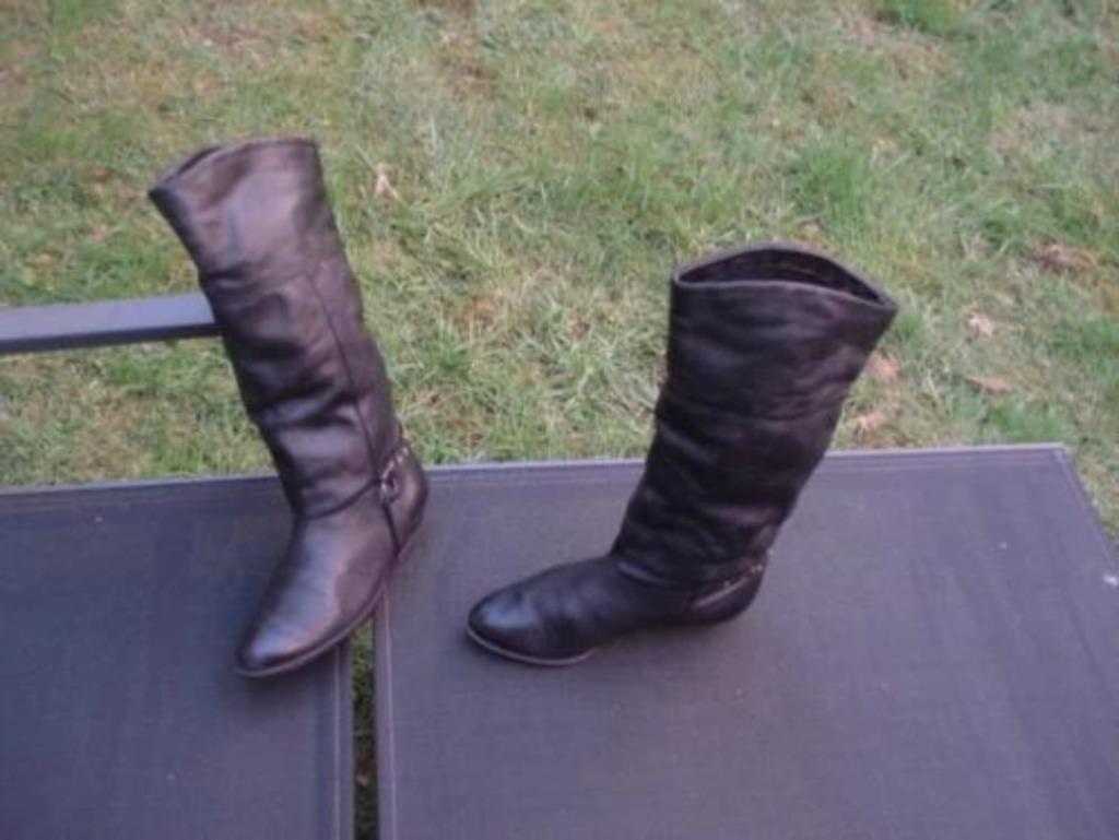 Gratis verzenden luxe zwarte leren vintage laarzen mt 37, Kleding | Dames, Hoge laarzen, Verzenden, Zwart, Vintage 37