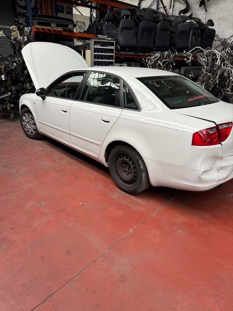 SEAT EXEO 1.6 benzin pieces disponible, Enlèvement ou Envoi, Utilisé, Seat