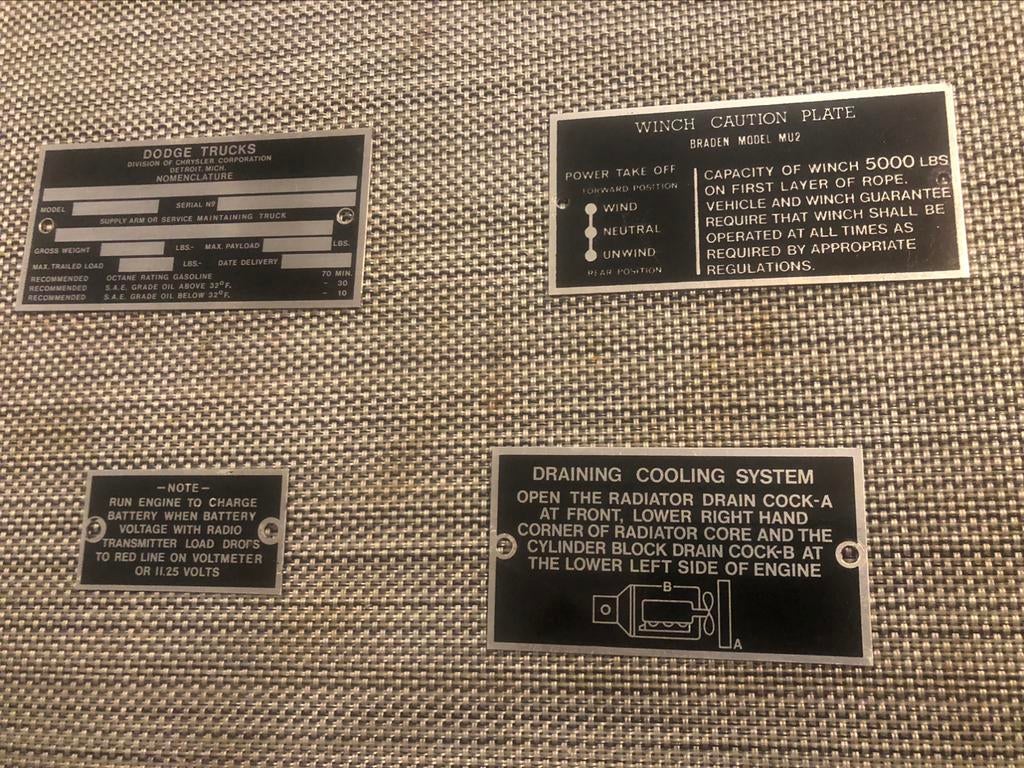 plaquettes d’identification dodge wc wc51 wc52, Enlèvement, Neuf, Pièces américaines