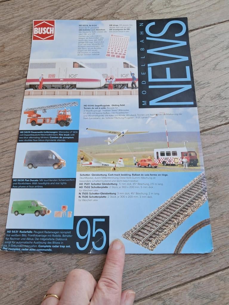 Folder 1995 - Modelbahn News - Busch, Ophalen of Verzenden, Zo goed als nieuw
