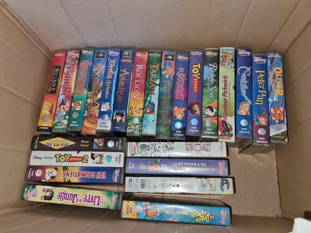 Cassette VHS Disney, Dessin animé, Tous les âges, Enlèvement, Utilisé