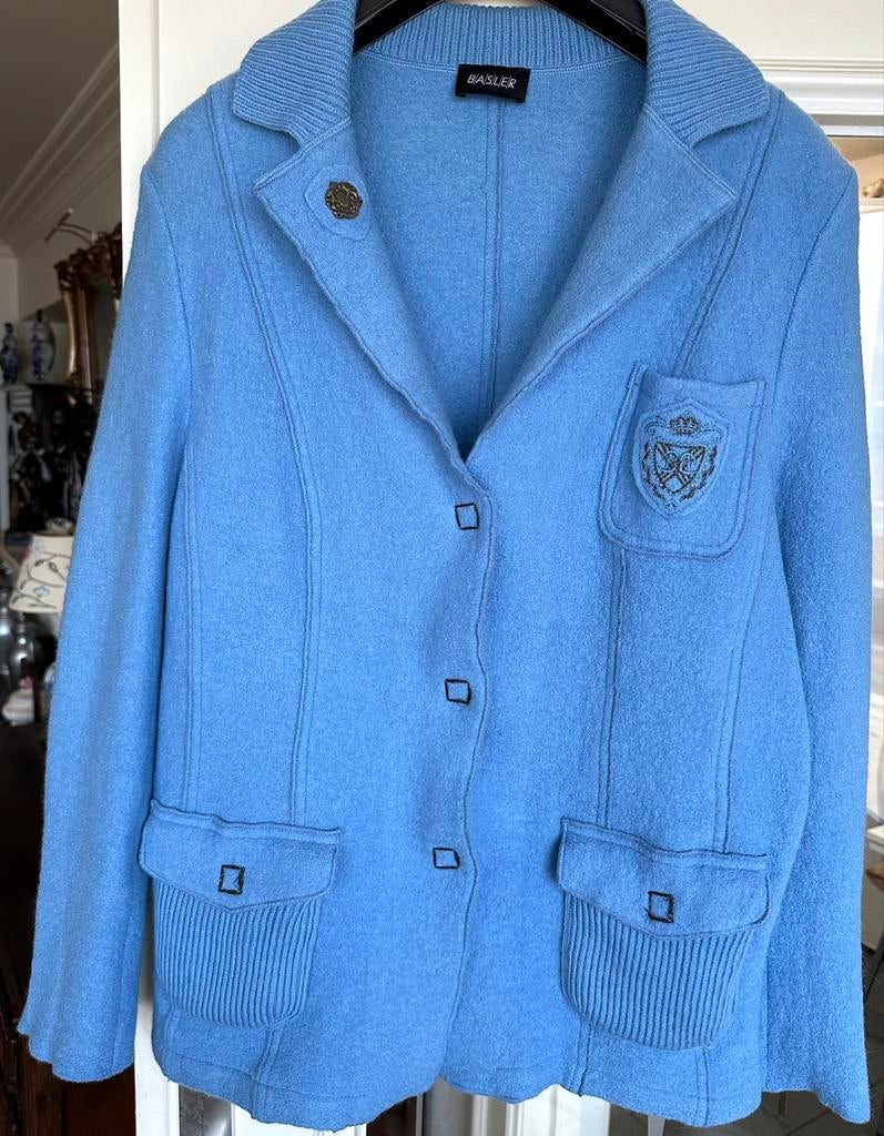 Jas van 100% scheerwol, merk Basler, maat 50, Kleding | Dames, Basler, Zo goed als nieuw, Maat 46/48 (XL) of groter, Blauw
