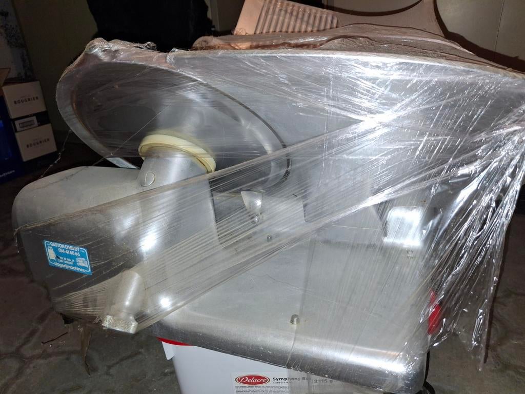 Bizerba snijmachine tvv Goed doel, Ophalen