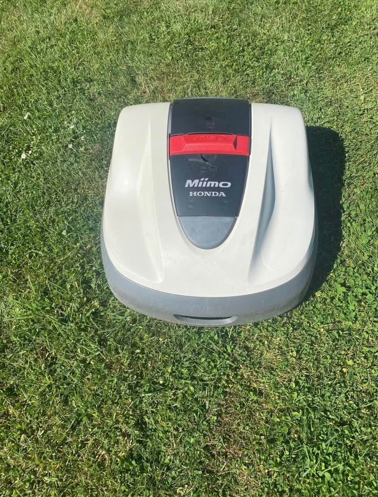 Honda robotmaaier HRM310, Tuin en Terras, Ophalen, Zo goed als nieuw