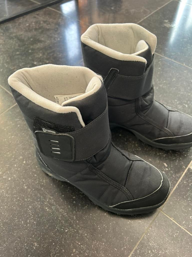 Botte Quechua taille 37, Enlèvement, Comme neuf