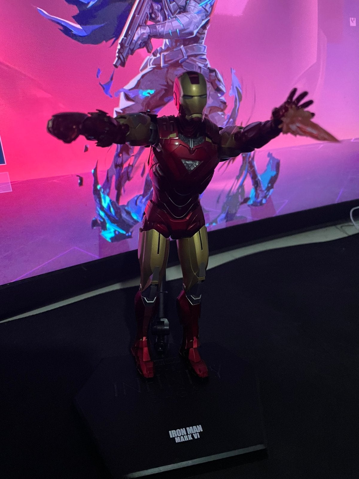 Figurine iron man mark 6 dlx three zero, Enlèvement, Neuf, Autres types