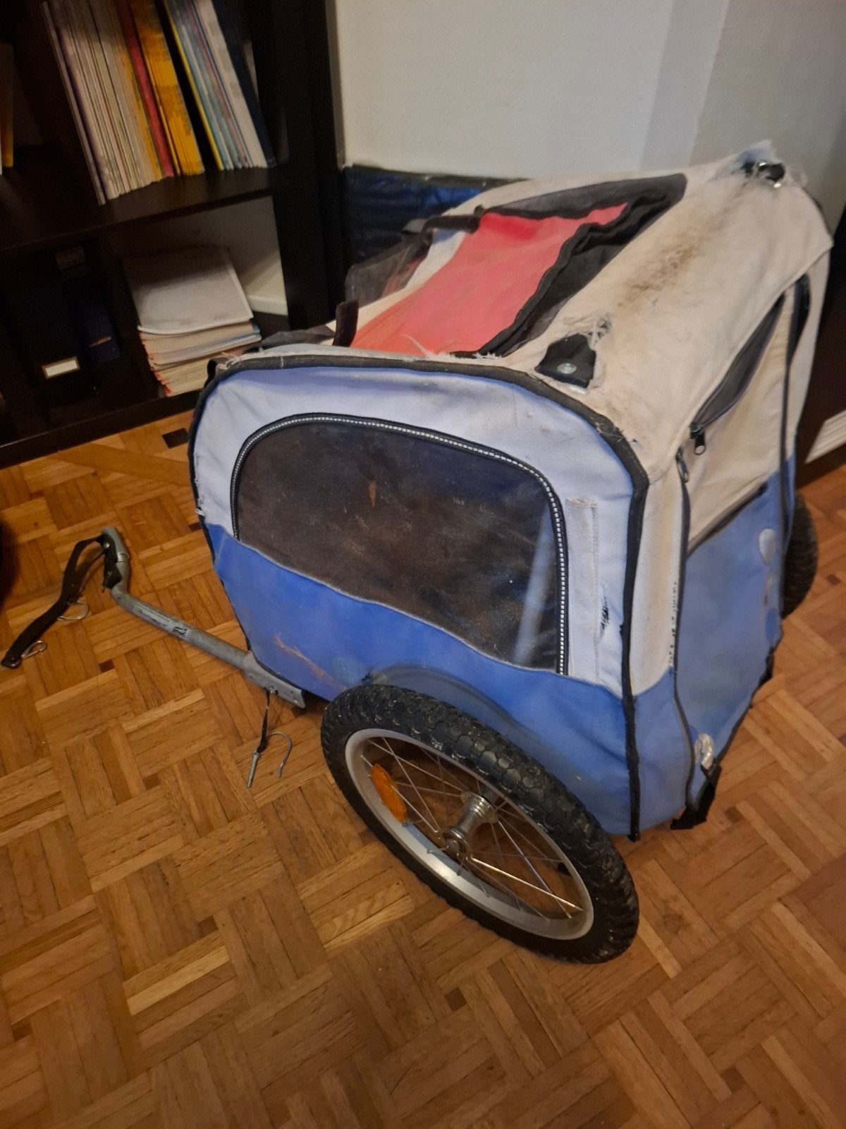 cadre de chariot pour chien en bon état mais aspirateur endo, Enlèvement ou Envoi, Utilisé, Remorque pour chien, Pliable