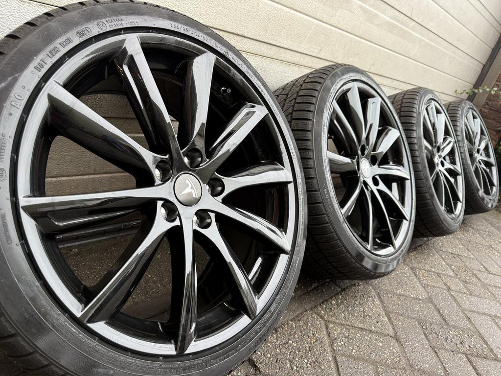 19 inch Tesla Model 3 velgen met banden bluetooth sensoren, Auto-onderdelen, Banden en Velgen, 19 inch, -, -, Banden en Velgen