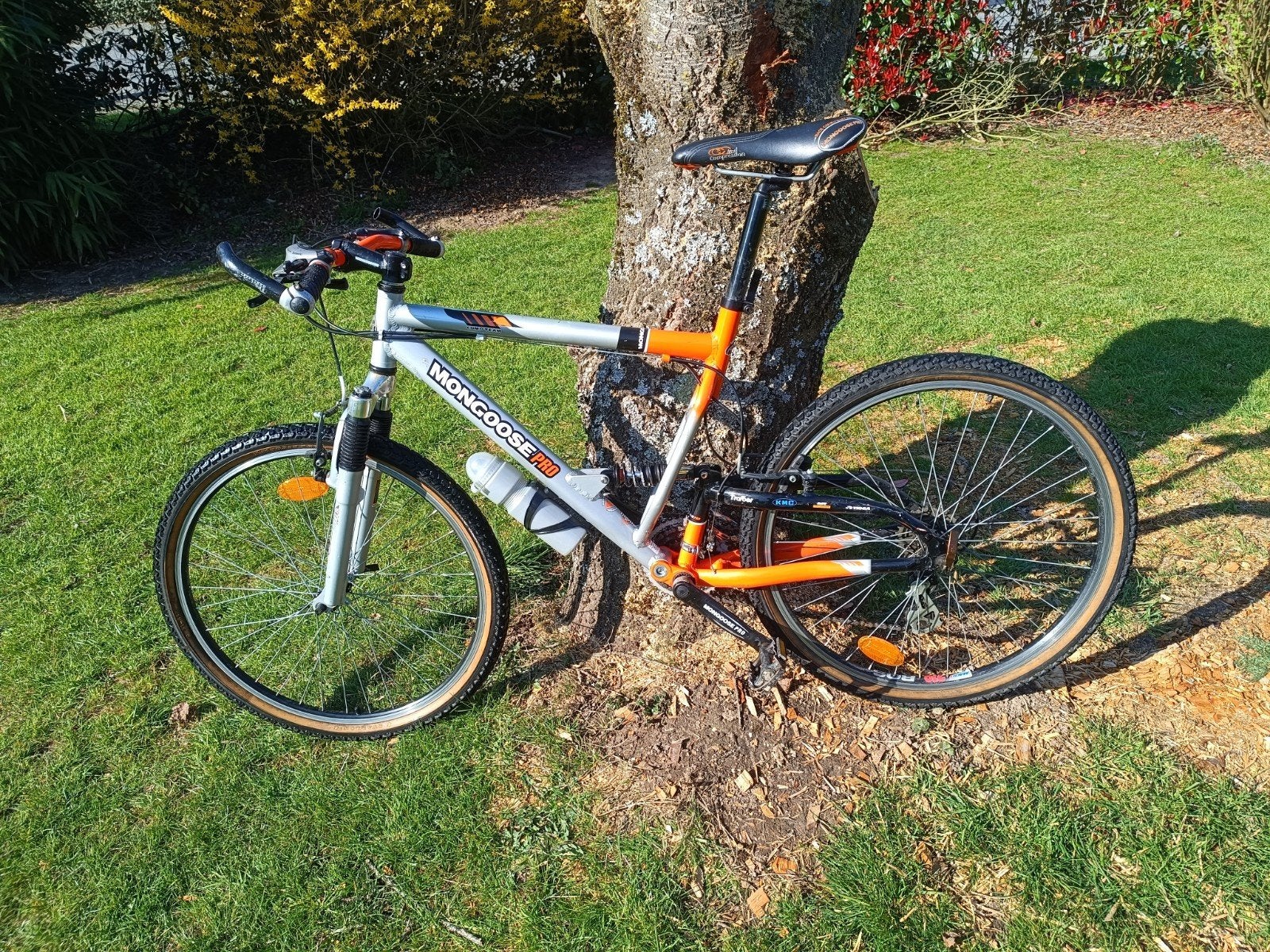Vélo full suspendu, Vélos & Vélomoteurs