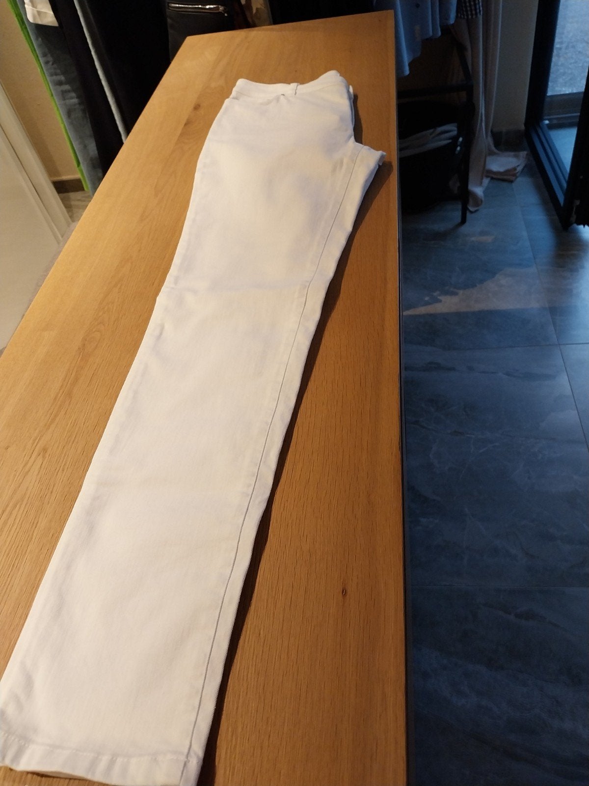 NIEUWE BROEK MAYERLINE MAAT 38 lichte stretch, Ophalen of Verzenden, Maat 38/40 (M)