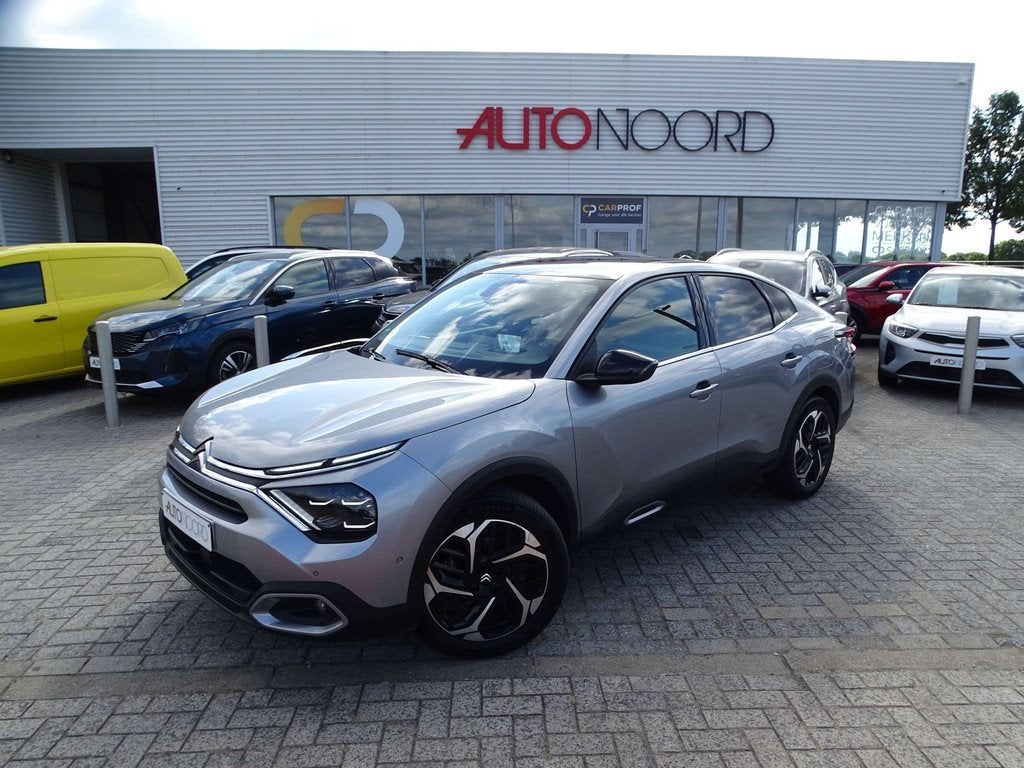 Citroën C4 X C4 X 1.2 PureTech Shine Pack * FULL OPTION!, Auto's, 4 deurs, Gebruikt, Zwart, 1199 cc