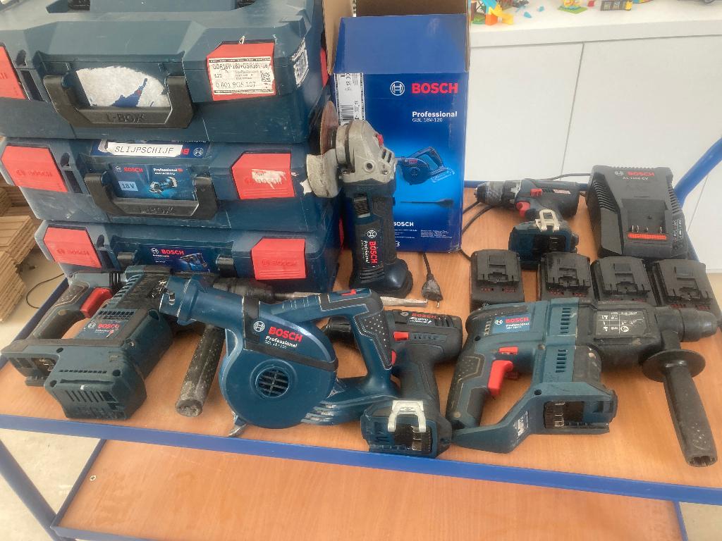 compleet lot bosch set accu 18 volt, Ophalen, Gebruikt, Boormachine